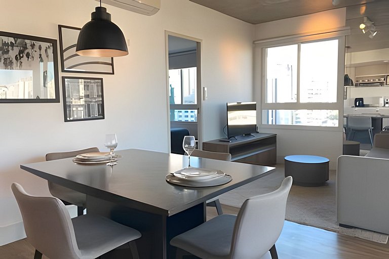 Apê c/ vista de cinema em frente shopping e Hilton - Apto155