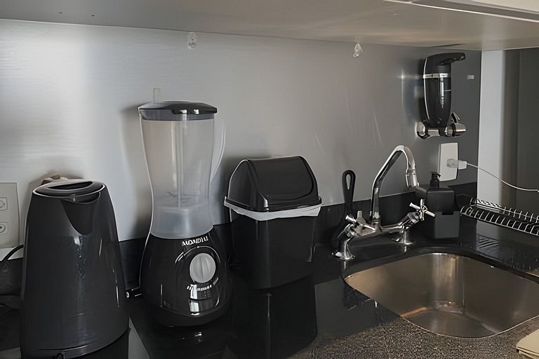 Apto alto padrão c/ Linda Vista em frente o Hilton