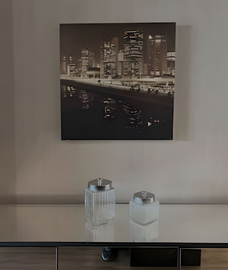 Apto alto padrão c/ Linda Vista em frente o Hilton